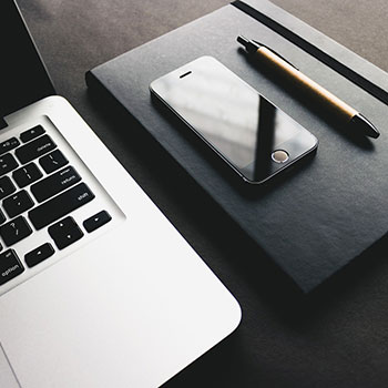 麻豆张心语,揭秘时尚界的璀璨新星